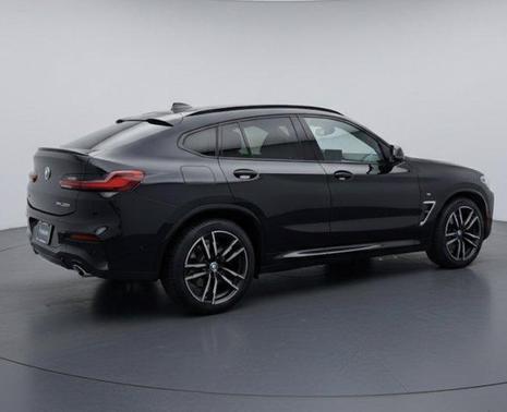 2022 BMW X4 M AWD