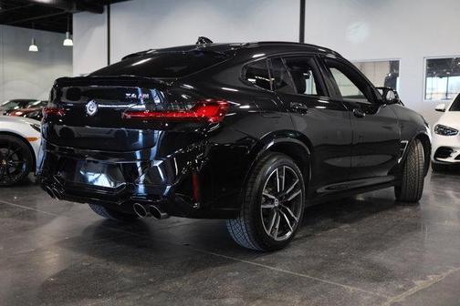 Black Sapphire Metallic 2022 BMW X4 M AWD