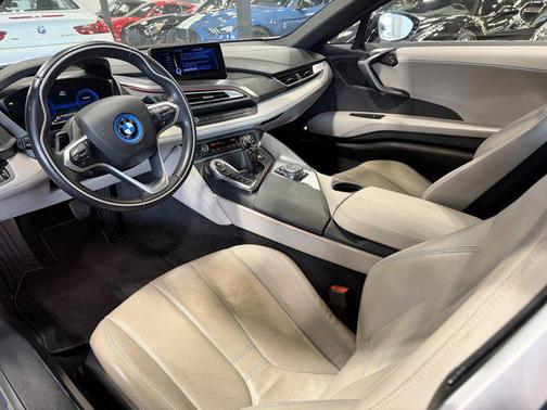 2015 BMW i8 Base