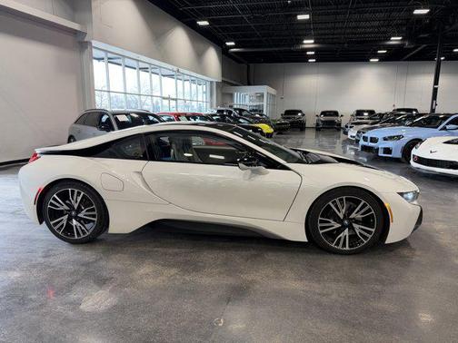 2015 BMW i8 Base