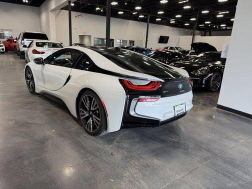2015 BMW i8 Base
