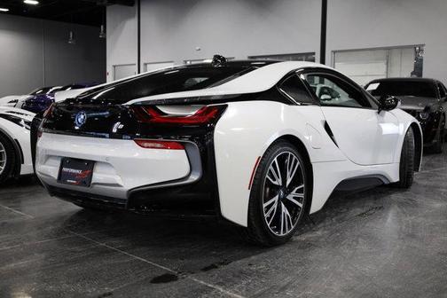 2015 BMW i8 Base