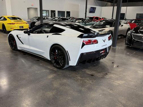 Arctic White 2016 Chevrolet Corvette Stingray Z51