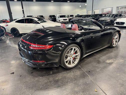 2017 Porsche 911 Carrera 4S Cabriolet