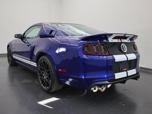 2013 Ford Shelby GT500 Base