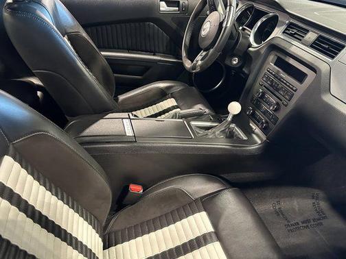 2013 Ford Shelby GT500 Base