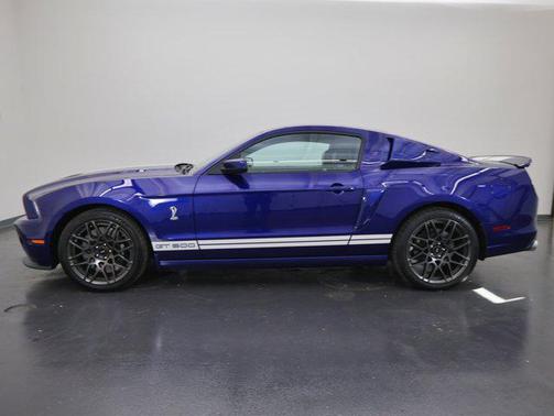 2013 Ford Shelby GT500 Base