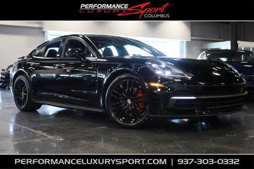 2018 Porsche Panamera 4