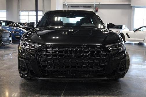 2022 Audi A8 L 55 TFSI quattro Tiptronic