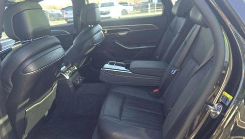 2022 Audi A8 L 55 TFSI quattro Tiptronic