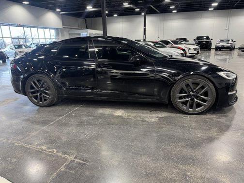 2021 Tesla Model S Plaid