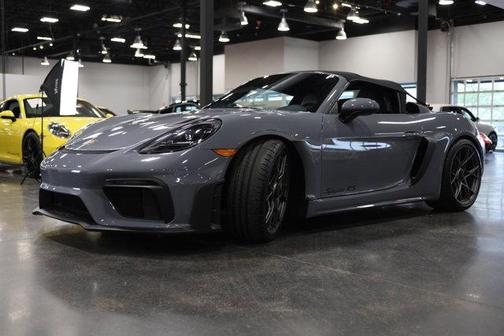 Arctic Grey 2025 Porsche 718 Spyder RS