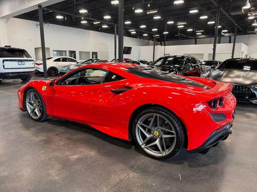 Rosso Scuderia 2021 Ferrari F8 Tributo Base