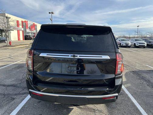 2024 Chevrolet Suburban 4WD High Country