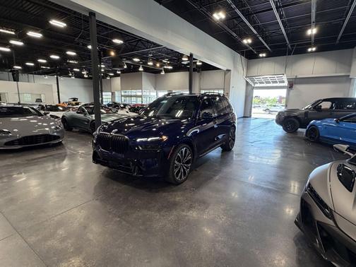 Tanzanite Blue II Metallic 2024 BMW X7 xDrive40i