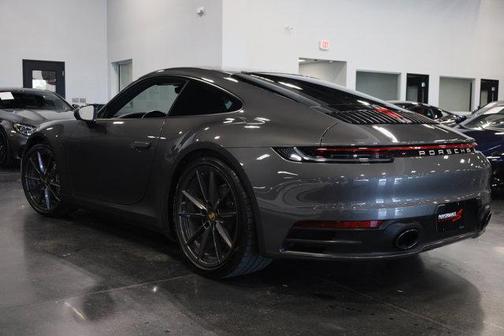 2021 Porsche 911 Carrera