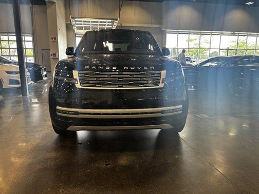 2023 Land Rover Range Rover First Edition