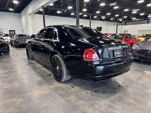 Diamond Black 2017 Rolls-Royce Ghost Black Badge