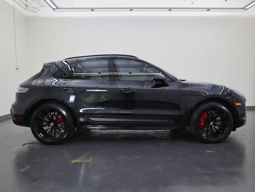 2022 Porsche Macan GTS