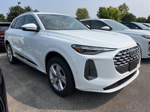 2025 Audi Q5 Premium
