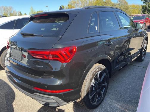 2025 Audi Q3 45 S line Premium Plus