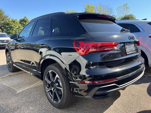 2025 Audi Q3 45 S line Premium Plus