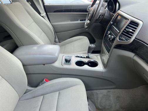 2013 Jeep Grand Cherokee Laredo