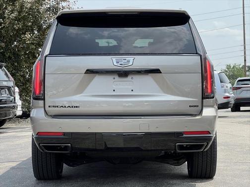 2025 Cadillac Escalade Sport Platinum