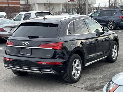 2023 Audi Q5 40 Premium