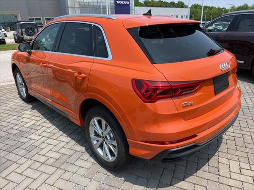 2025 Audi Q3 Premium 45 TFSI S line quattro Tiptronic