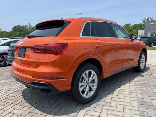 2025 Audi Q3 Premium 45 TFSI S line quattro Tiptronic