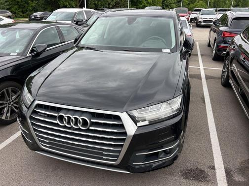 Orca Black Metallic 2019 Audi Q7 55 Prestige
