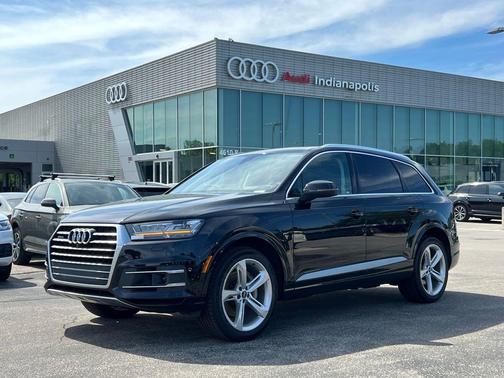 Orca Black Metallic 2019 Audi Q7 55 Prestige