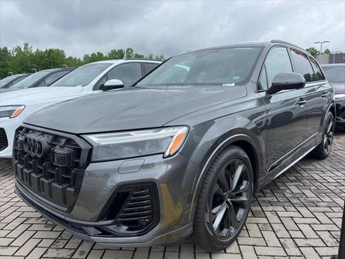 2025 Audi Q7 55 Premium Plus