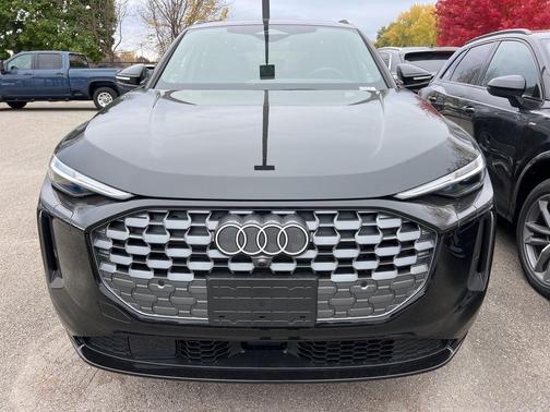 2025 Audi Q5 Premium Plus TFSI quattro S tronic