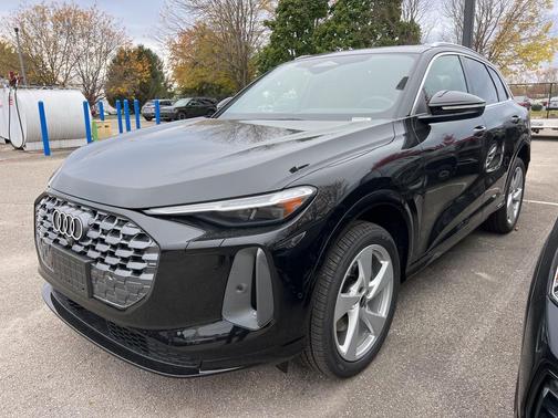 2025 Audi Q5 Premium Plus TFSI quattro S tronic