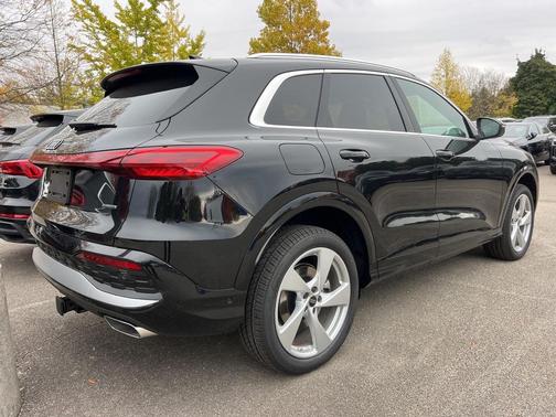 2025 Audi Q5 Premium Plus TFSI quattro S tronic