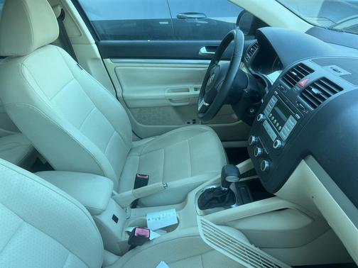 2010 Volkswagen Jetta Limited Edition