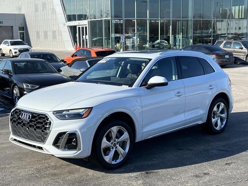 2025 Audi Q5 45 S line Premium Plus