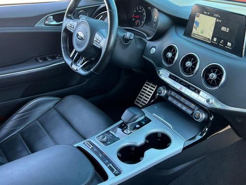 2018 Kia Stinger GT2