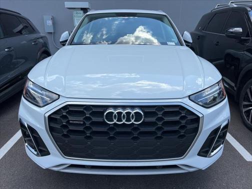 2022 Audi Q5 45 S line Premium