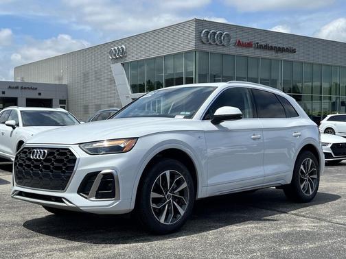 2022 Audi Q5 45 S line Premium