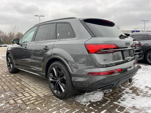 2026 Audi Q7 55 Premium Plus