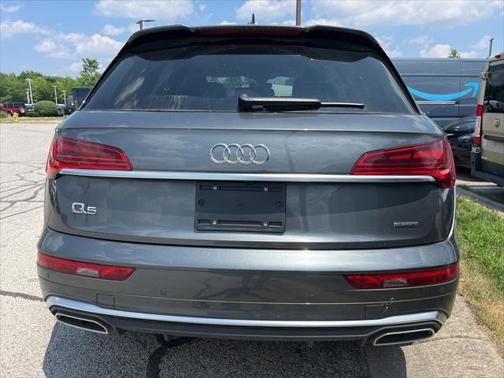 2023 Audi Q5 45 S line Premium