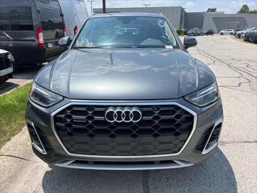 2023 Audi Q5 45 S line Premium