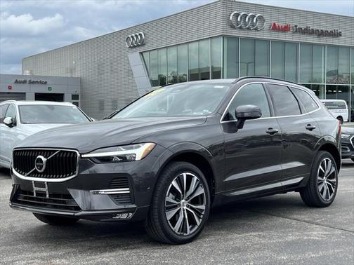 2022 Volvo XC60 B5 Momentum