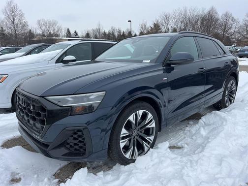 Waitomo Blue Metallic 2026 Audi Q8 55 Premium Plus