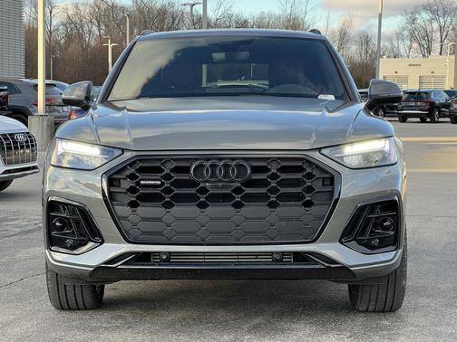2025 Audi Q5 45 S line Premium Plus