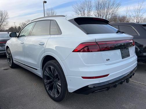 2026 Audi Q8 55 Premium Plus