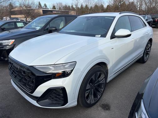 2026 Audi Q8 55 Premium Plus